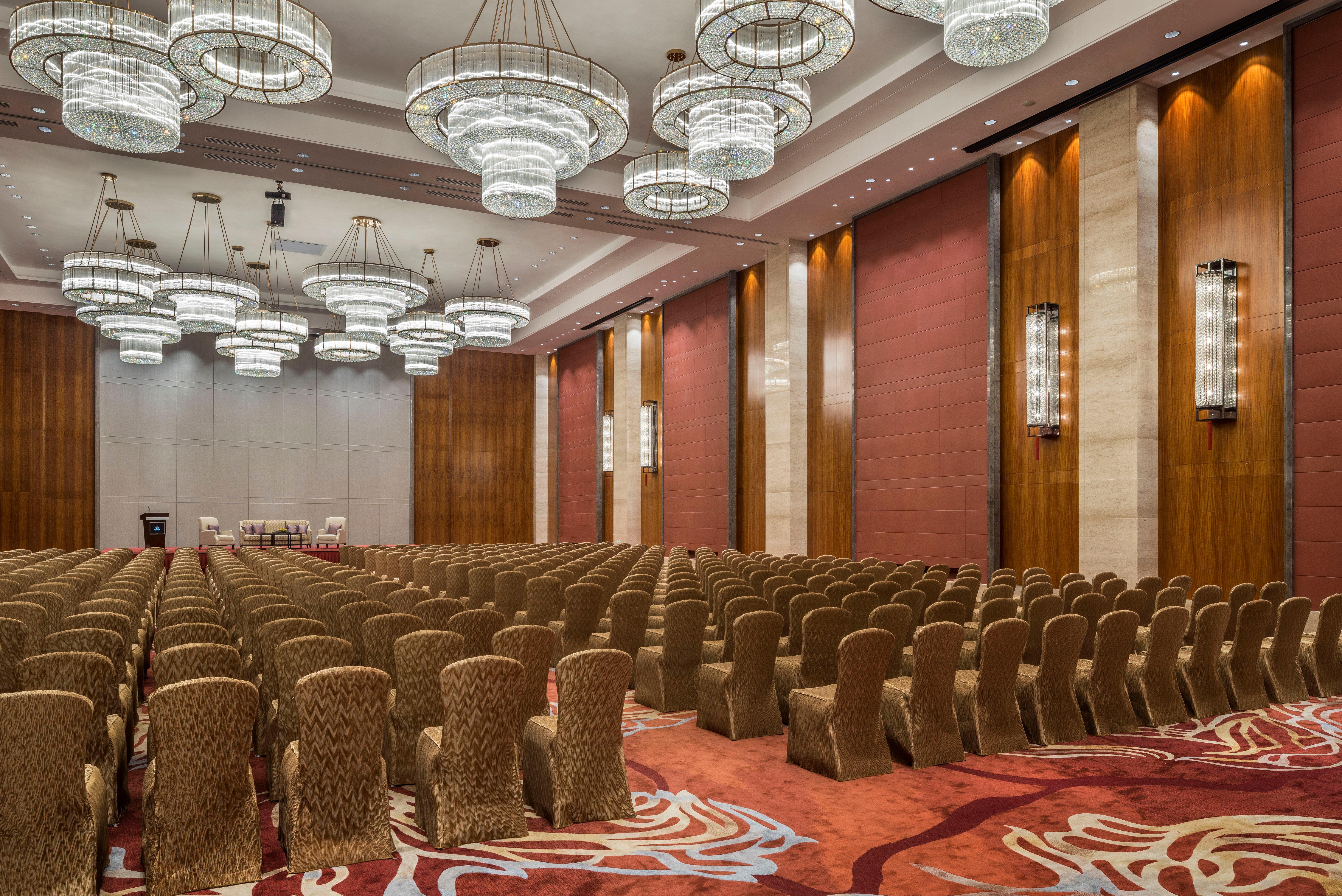 HUALUXE Yangjiang City Center, an IHG Hotel Bagian luar foto